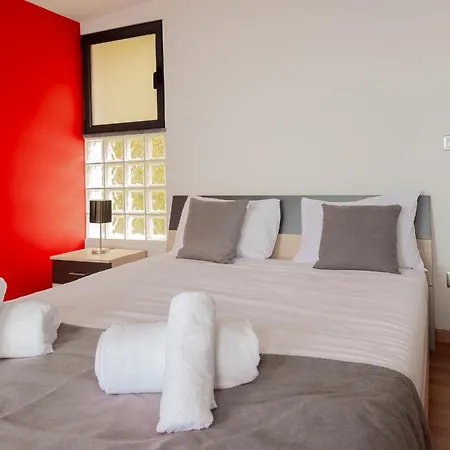 Skyline בית הארחה 3*