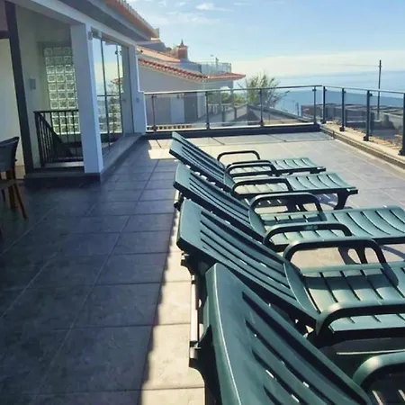 Skyline Maison d'hôtes Arco da Calheta (Madeira)