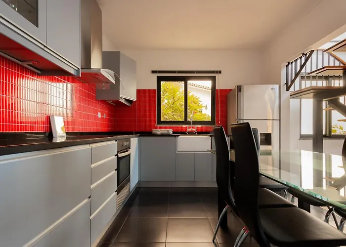 Skyline בית הארחה